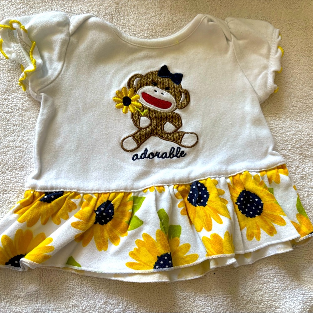 White and Yellow Sunflower Baby dress  size 6mths